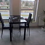 Oder Apartments- Private Parking Apartman