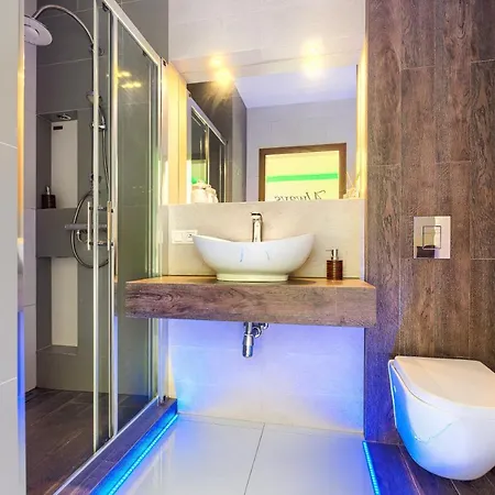 Apartamento Oder Apartments- Private Parking *