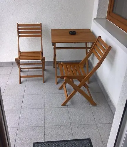 Oder Apartments- Private Parking Apartamento *